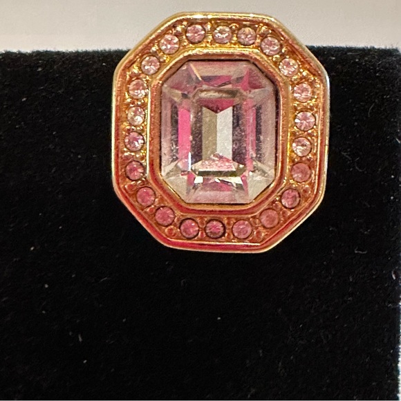 Vintage Swarovski Earrings clip-ons, signed S.A.L., gold tone w/ clear crystals - Picture 7 of 11